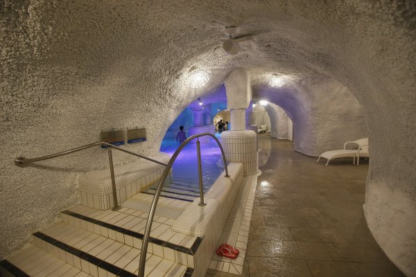 Cascade barlangfürdő Demjén